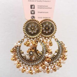 Round Earrings With Small Pearls